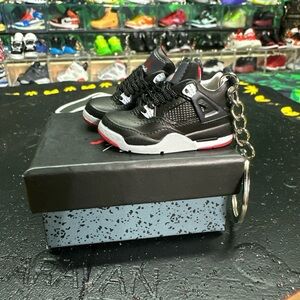 Mini 3D Printed Sneaker Keychain ‘J4 Bred’